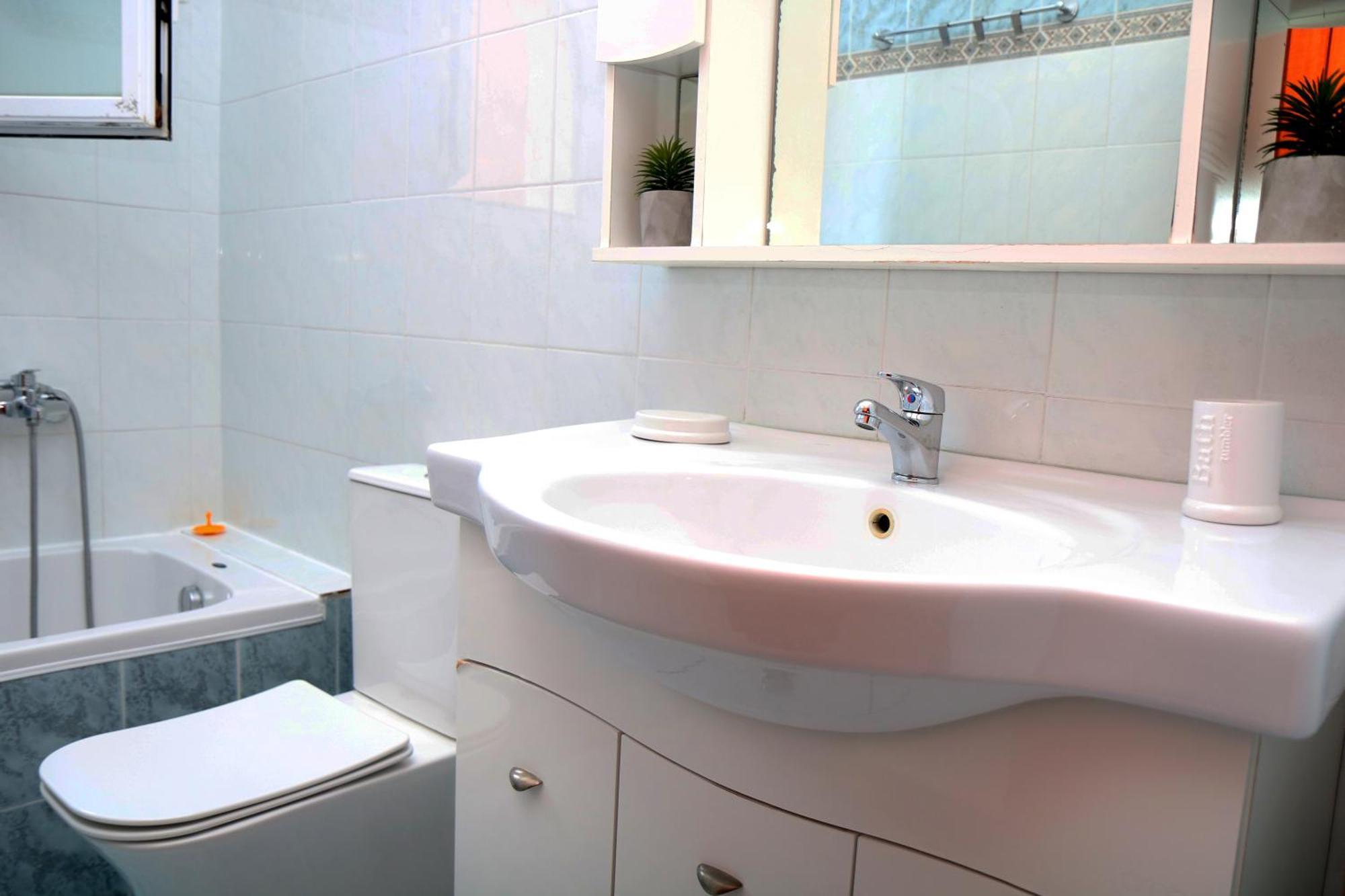 Villa Sunrise Apartment Гувія Екстер'єр фото