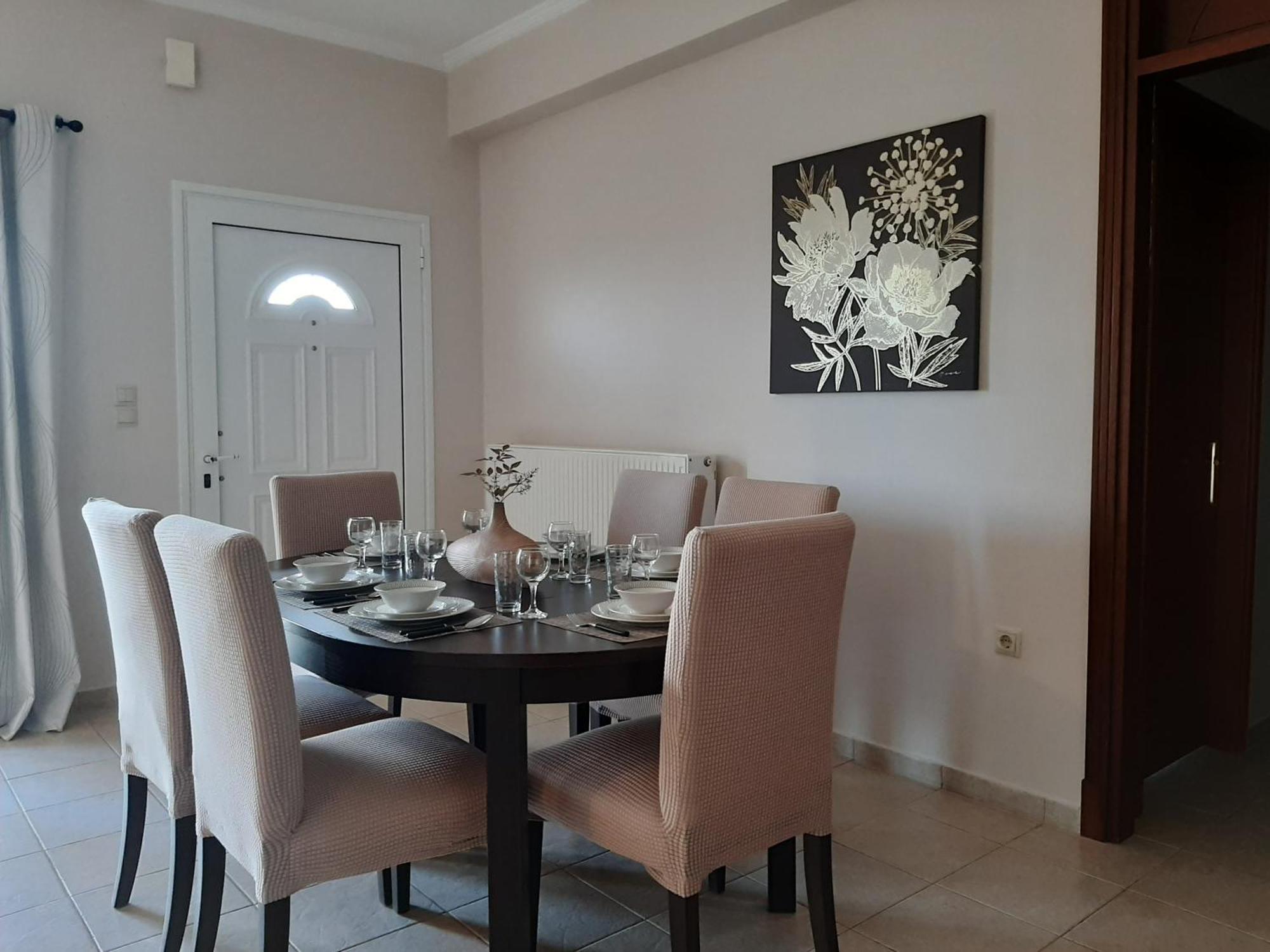 Villa Sunrise Apartment Гувія Екстер'єр фото